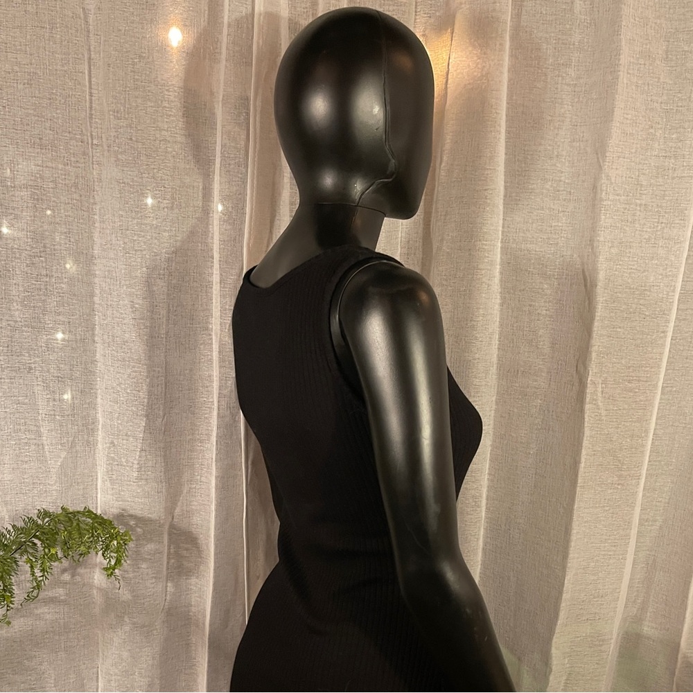 French Connection Sleeveless Ribbed Maxi Dress (M) - Picture 6 of 9